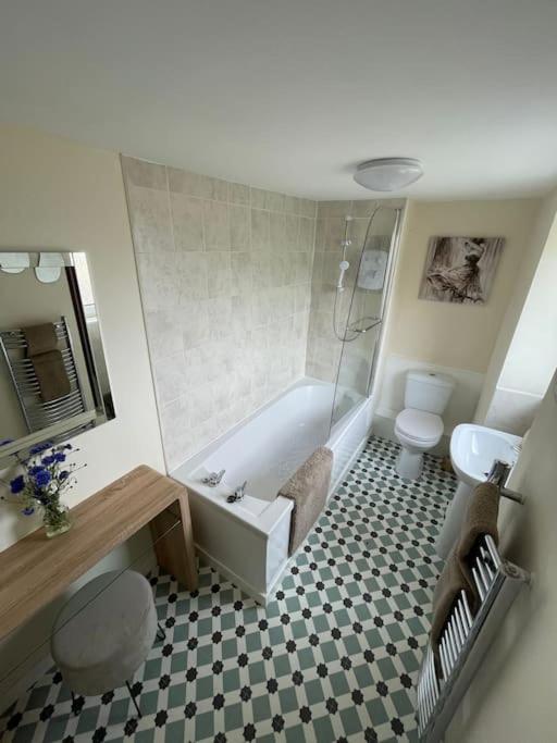 Honeycomb Cottage Newburgh  Экстерьер фото