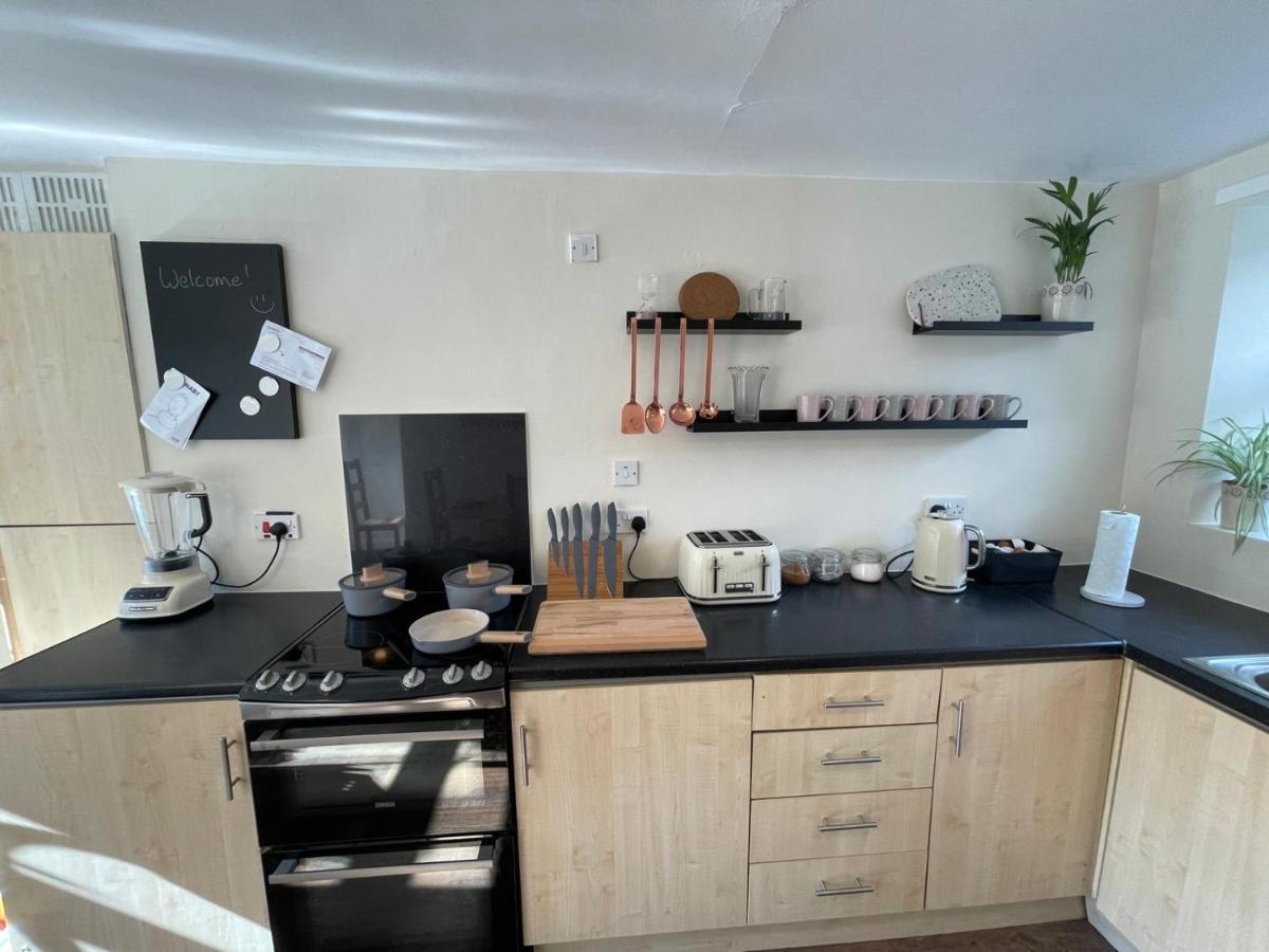Honeycomb Cottage Newburgh  Экстерьер фото