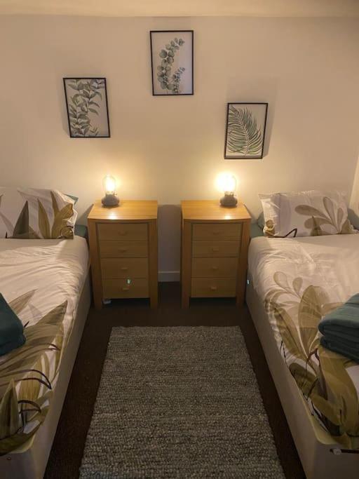 Honeycomb Cottage Newburgh  Экстерьер фото