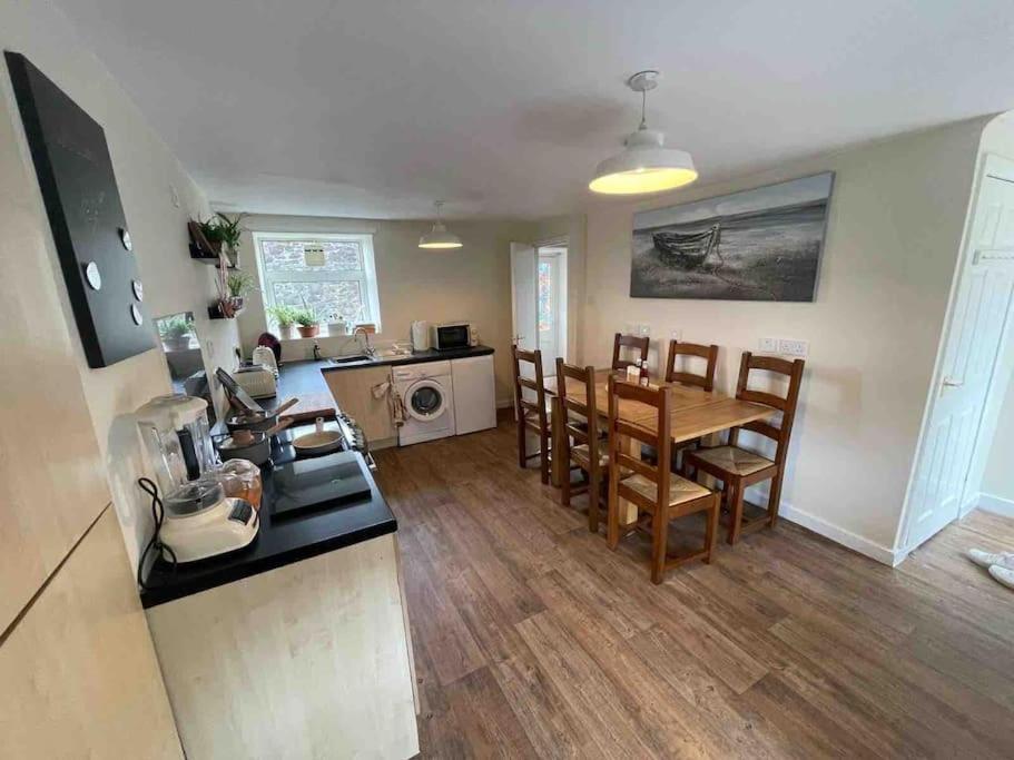 Honeycomb Cottage Newburgh  Экстерьер фото