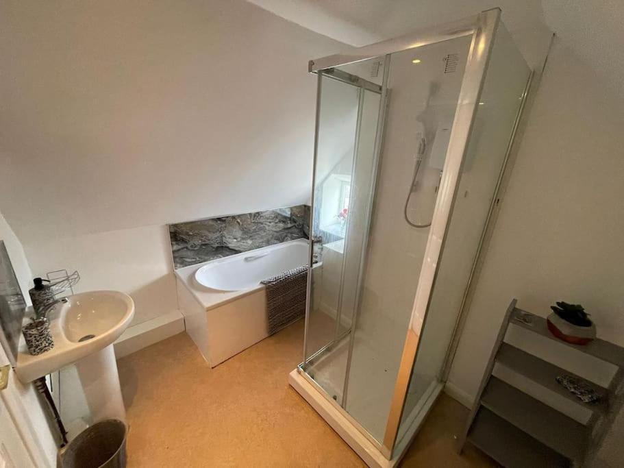 Honeycomb Cottage Newburgh  Экстерьер фото